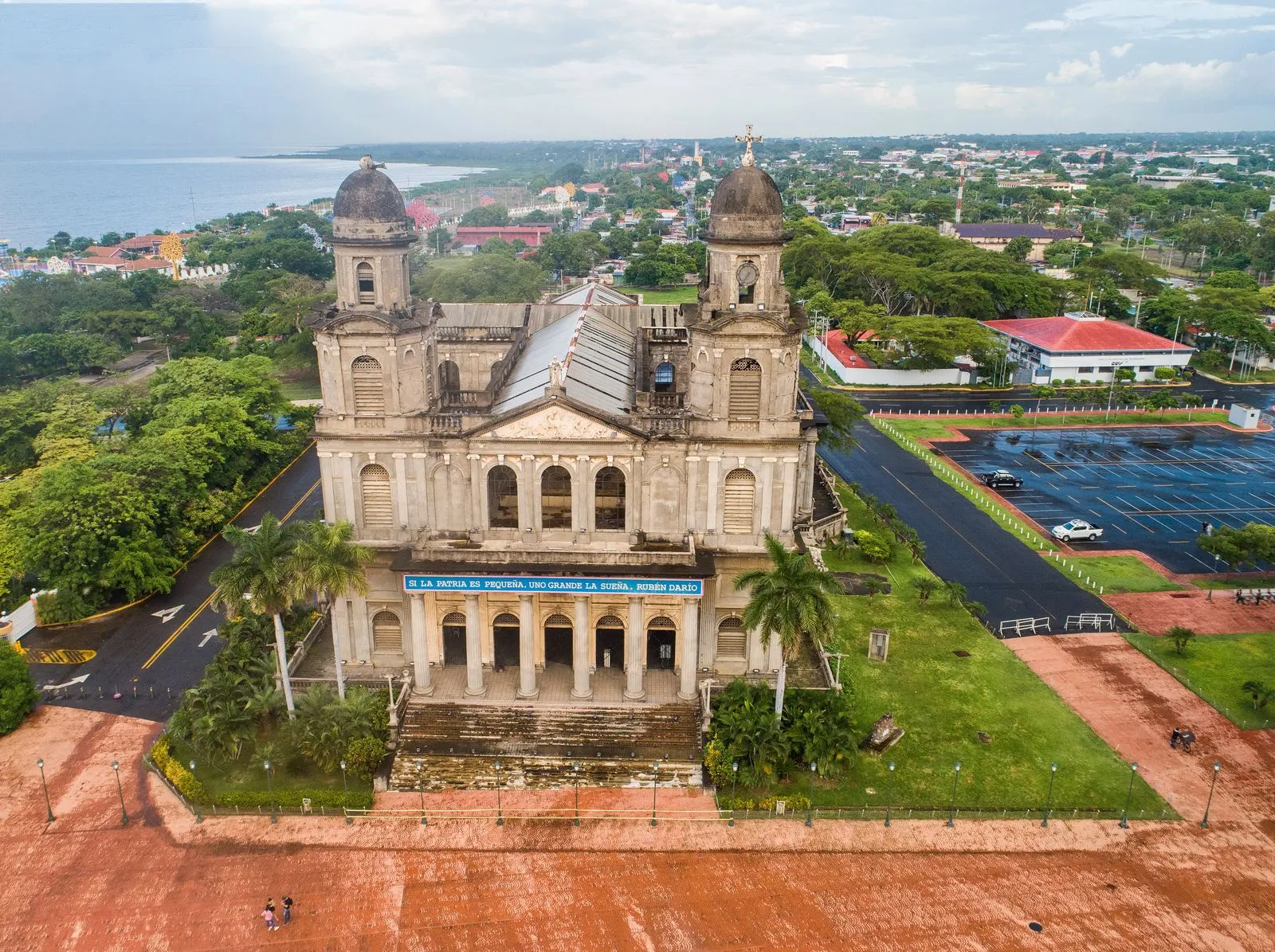 Vista aérea de la Catedral Vieja de Managua